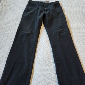 G.H. Bass & Co. Chinos Size 30x32